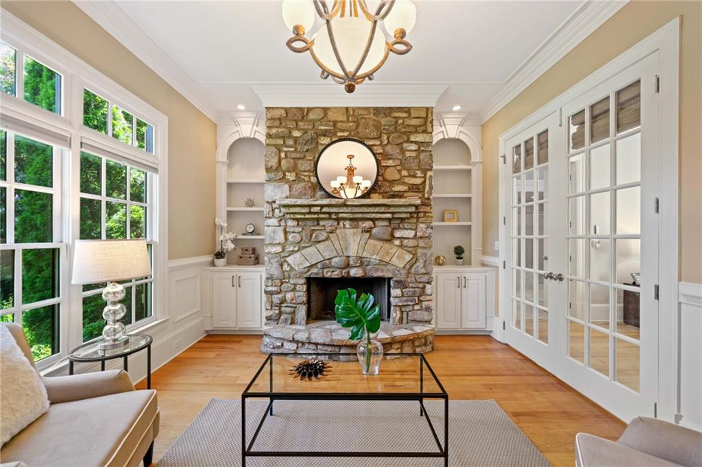 3770 Riverly Trace