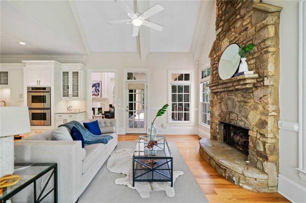 3770 Riverly Trace