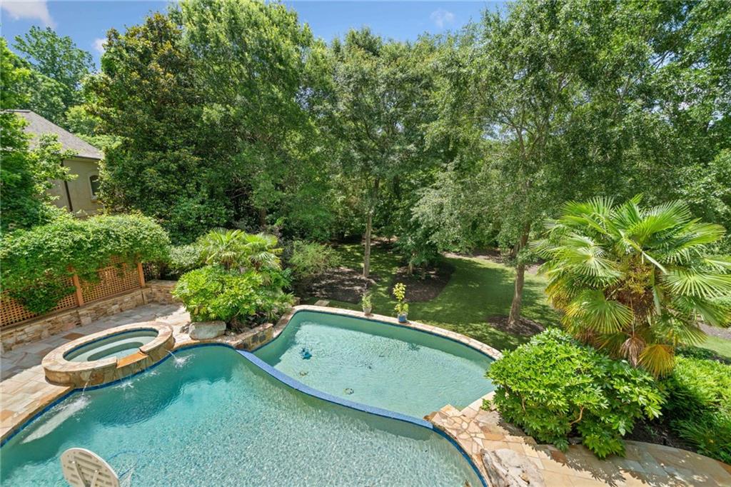 3770 Riverly Trace