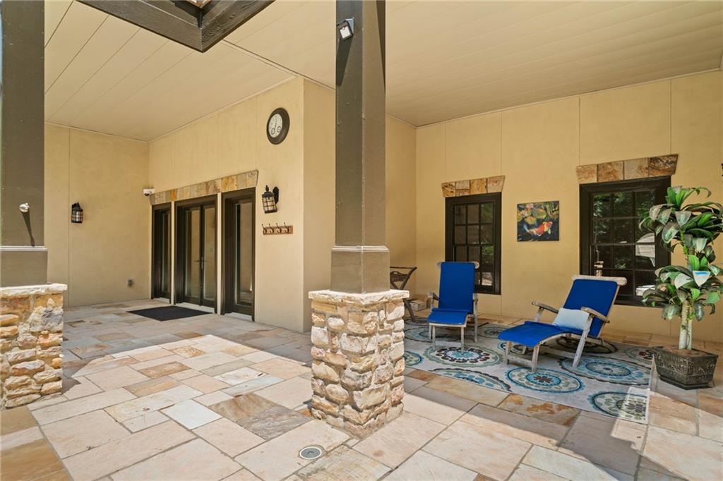 3770 Riverly Trace