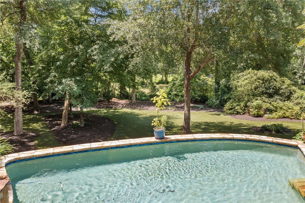 3770 Riverly Trace