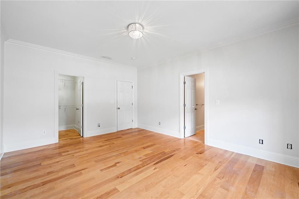 3770 Riverly Trace