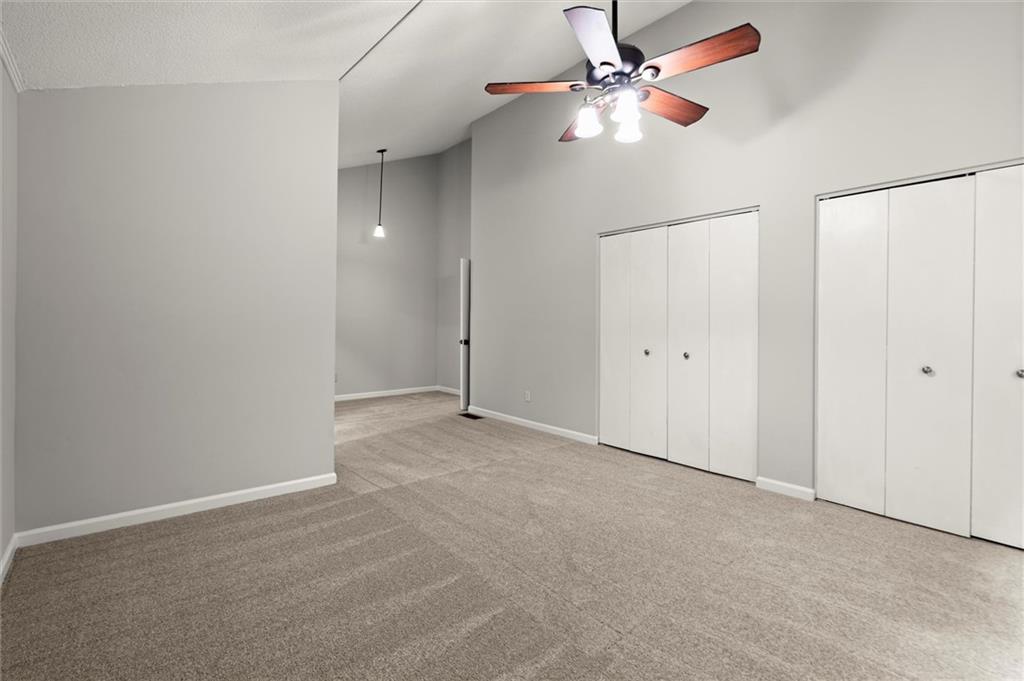 225 Lakeview Ridge W