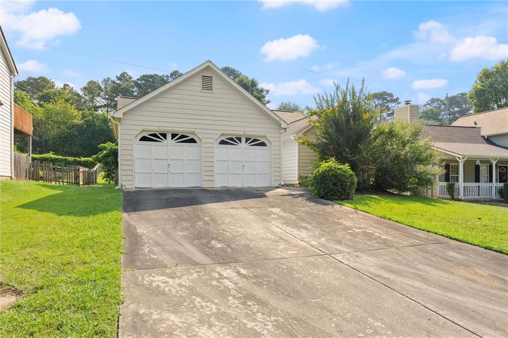 2806 Vintage Wood Way NW