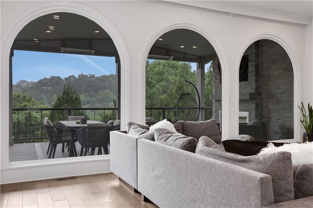 13 Highland Park Lane NE