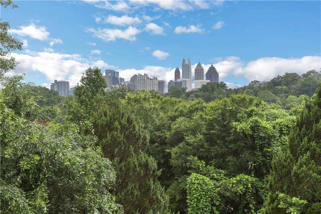 13 Highland Park Lane NE