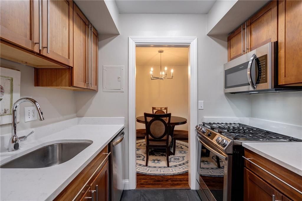 6851 Roswell Road Unit G3