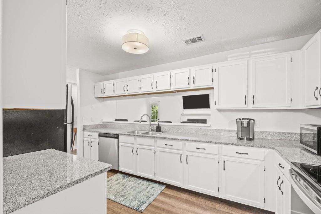 434 Teal Court