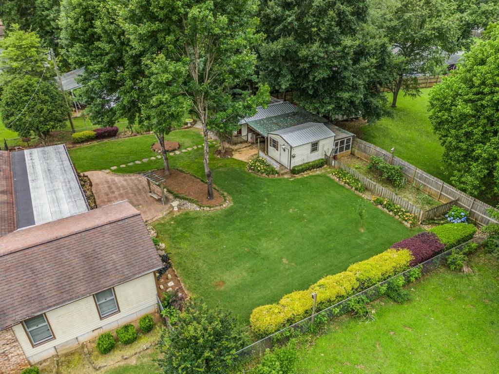 1134 Roscoe Road
