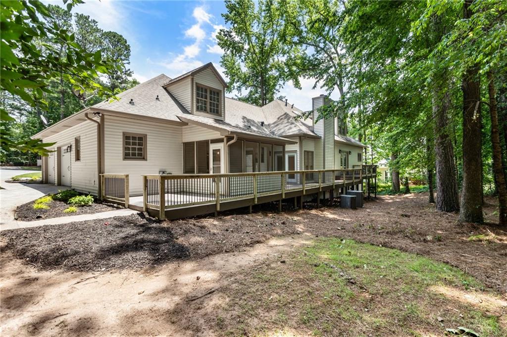 251 Waller Circle NW