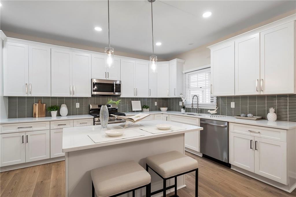 251 Waller Circle NW