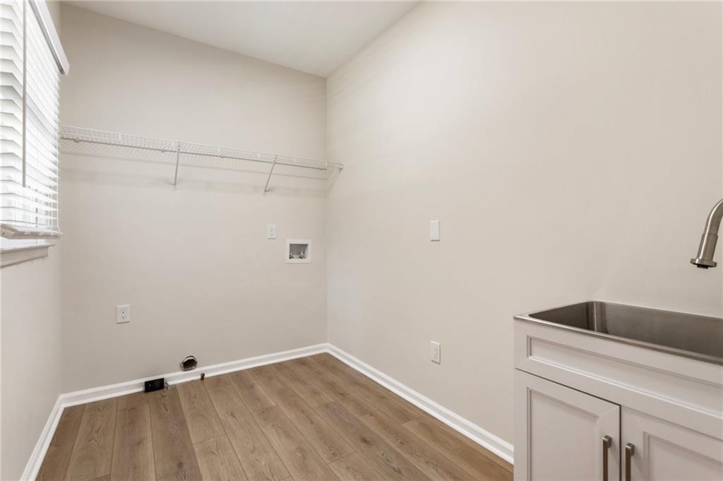 251 Waller Circle NW