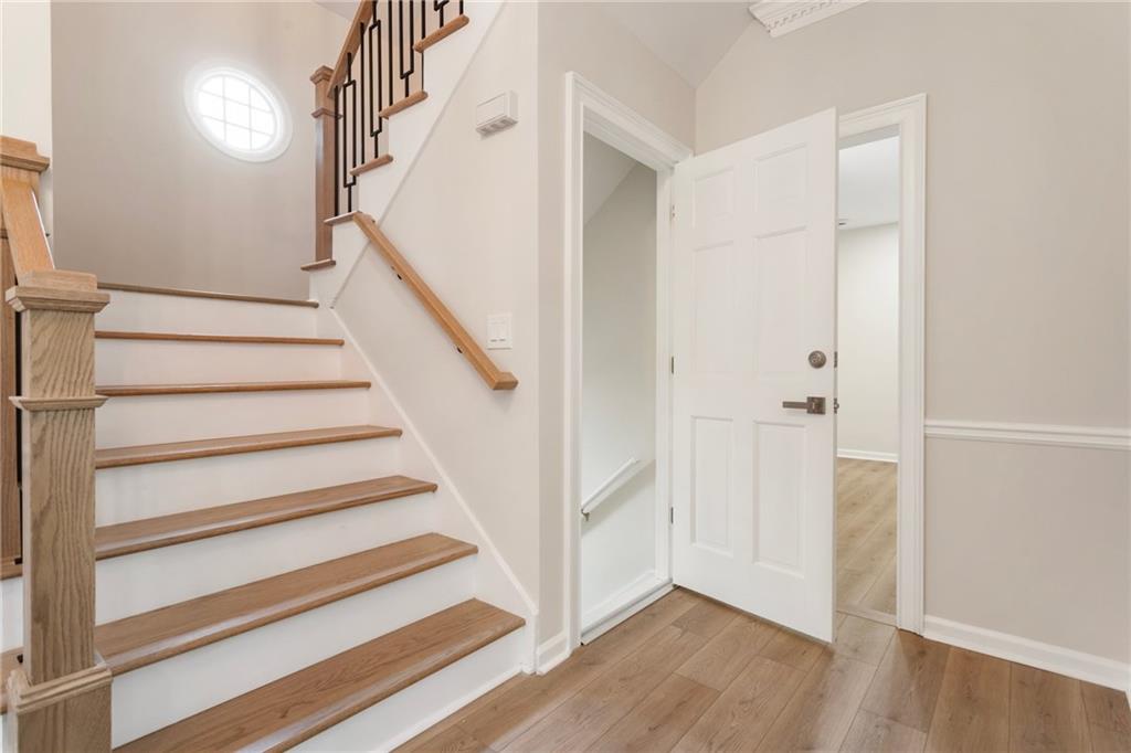 251 Waller Circle NW