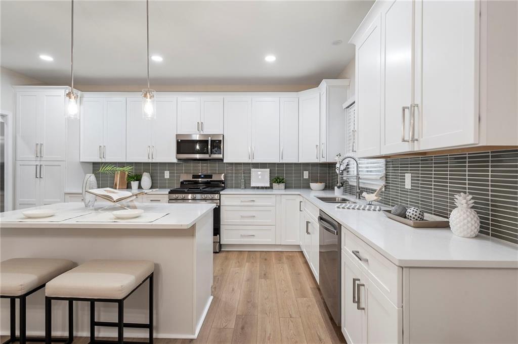 251 Waller Circle NW