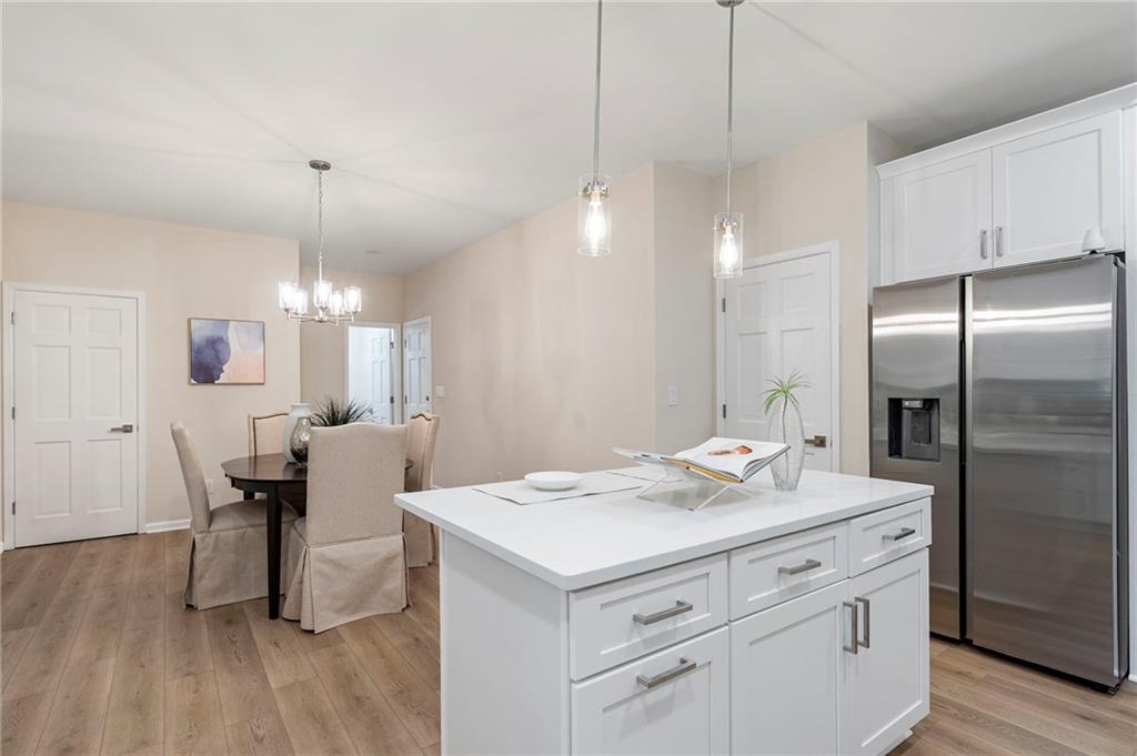 251 Waller Circle NW