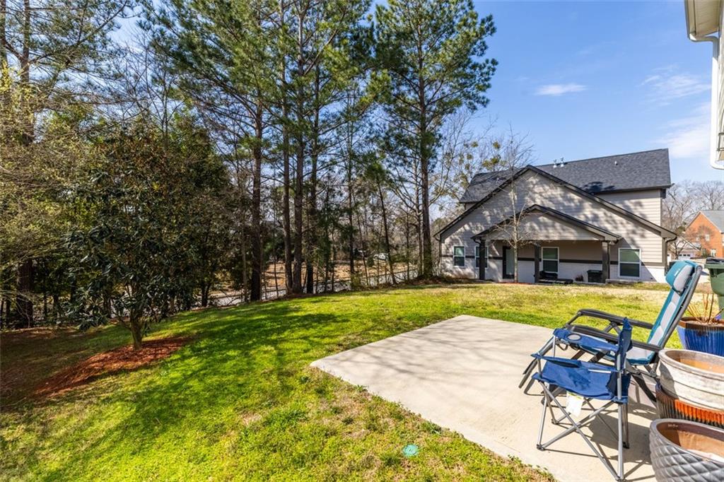 9122 GOLFVIEW Circle