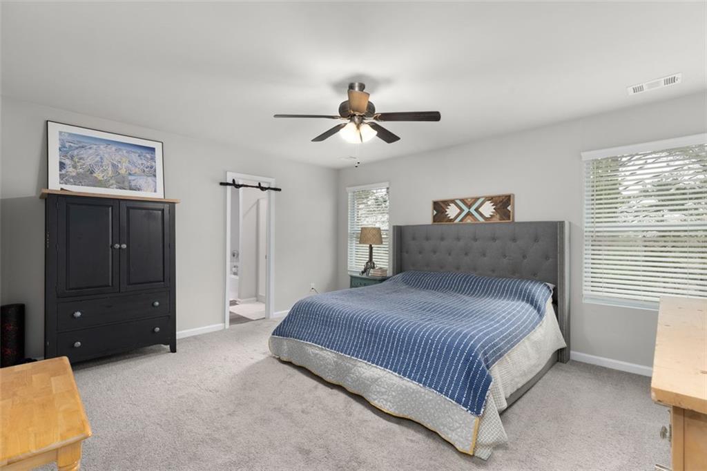 9122 GOLFVIEW Circle