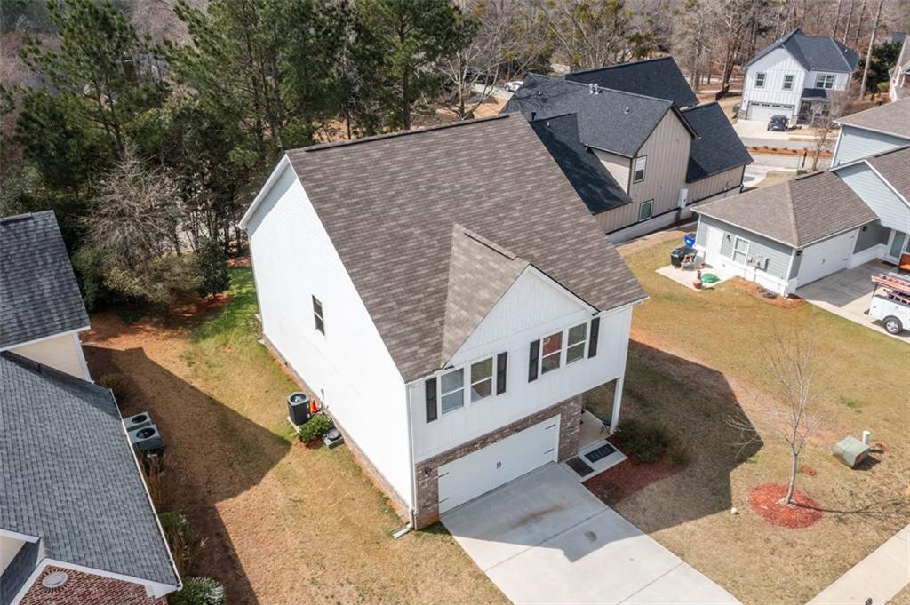 9122 GOLFVIEW Circle