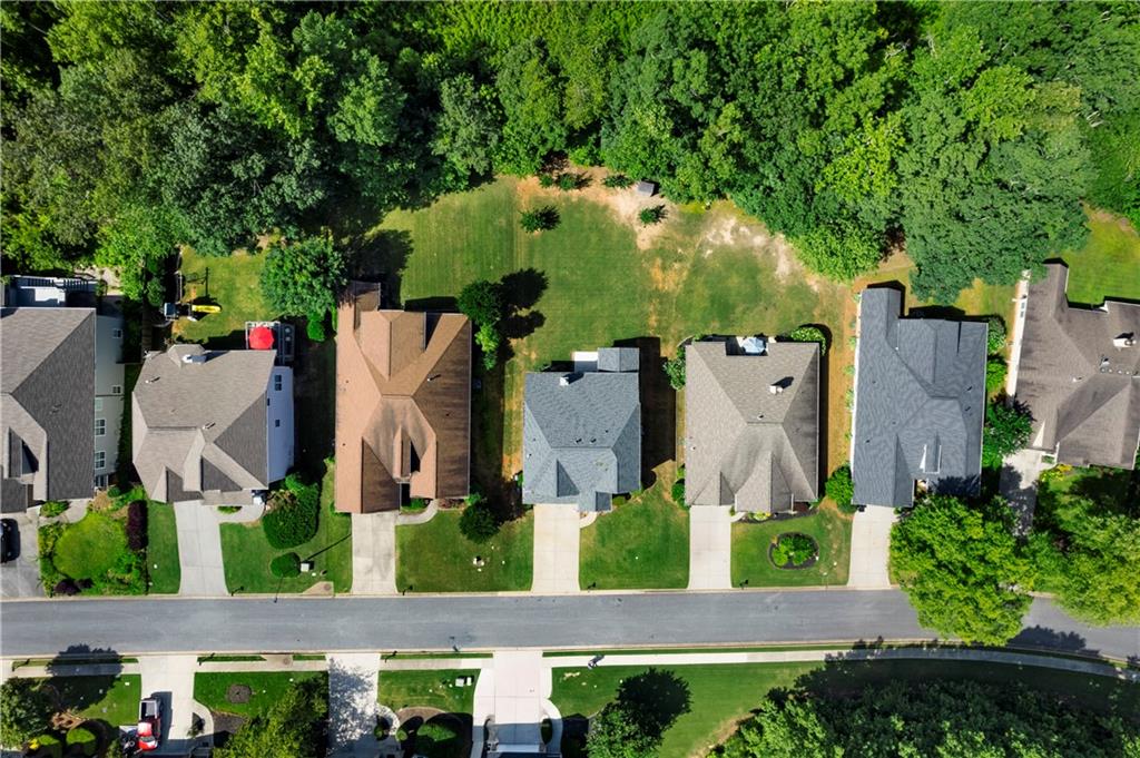 203 Longwood Crossing