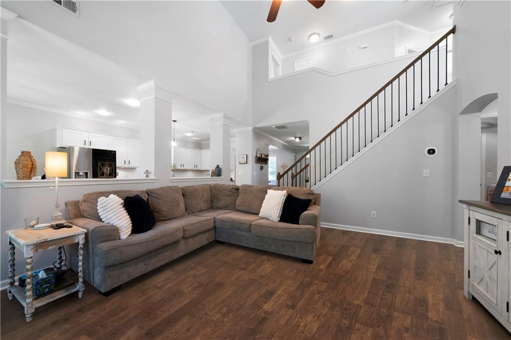 203 Longwood Crossing