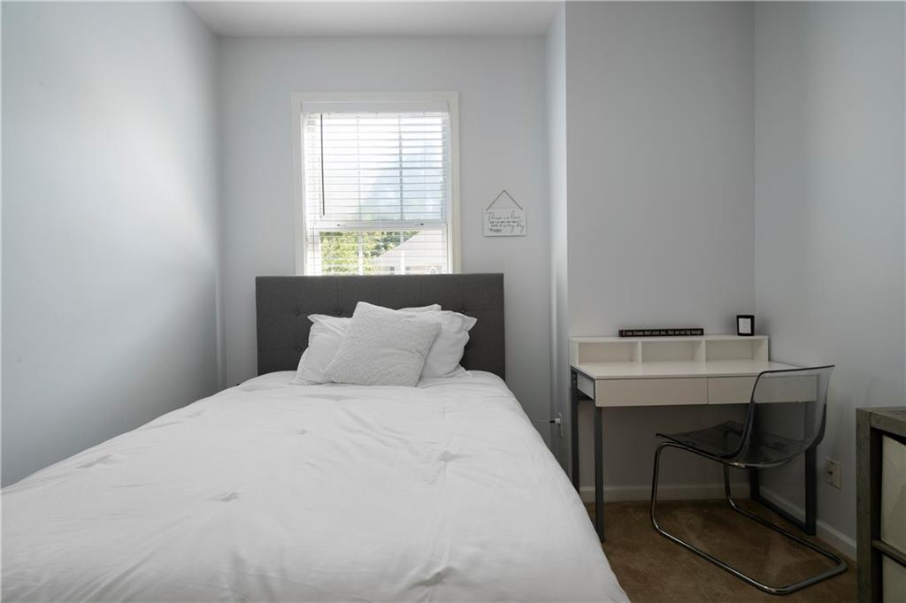 203 Longwood Crossing