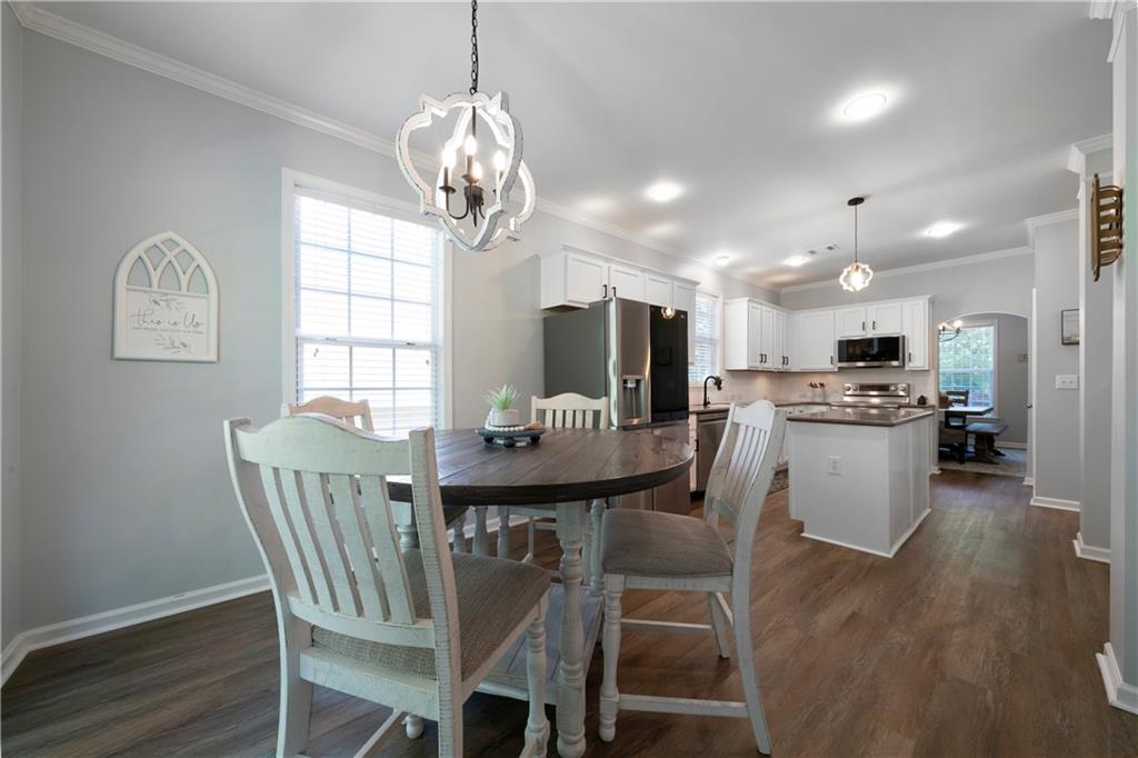 203 Longwood Crossing