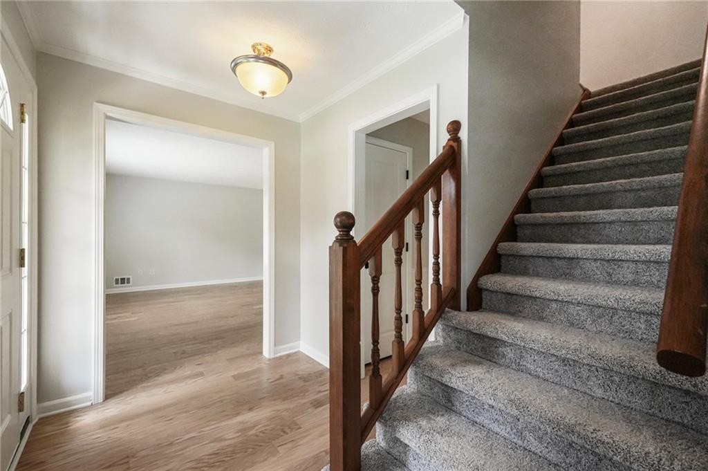 5663 SEVILLE Lane