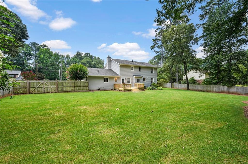5663 SEVILLE Lane