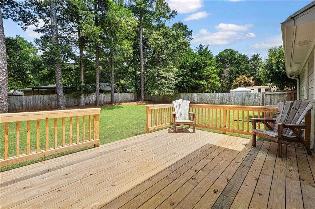 5663 SEVILLE Lane