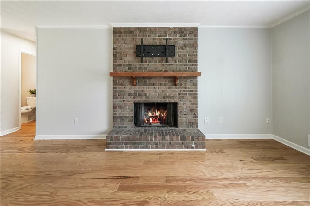 5663 SEVILLE Lane