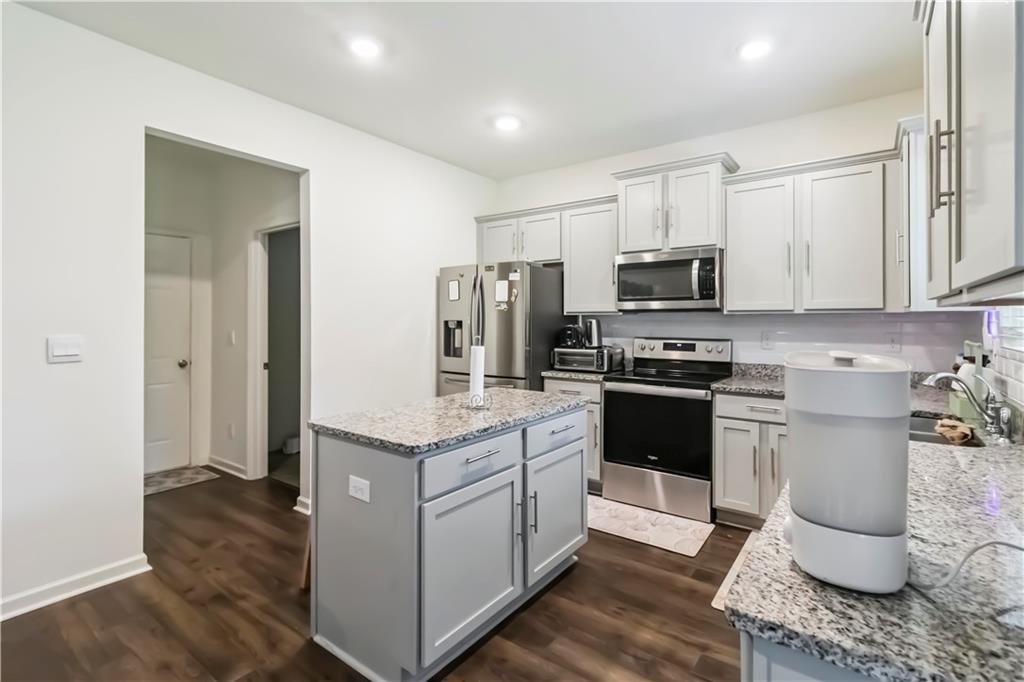 1469 CLIFF VIEW Terrace