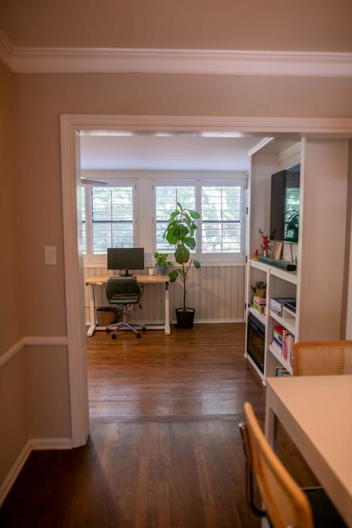 37 La Rue Place NW