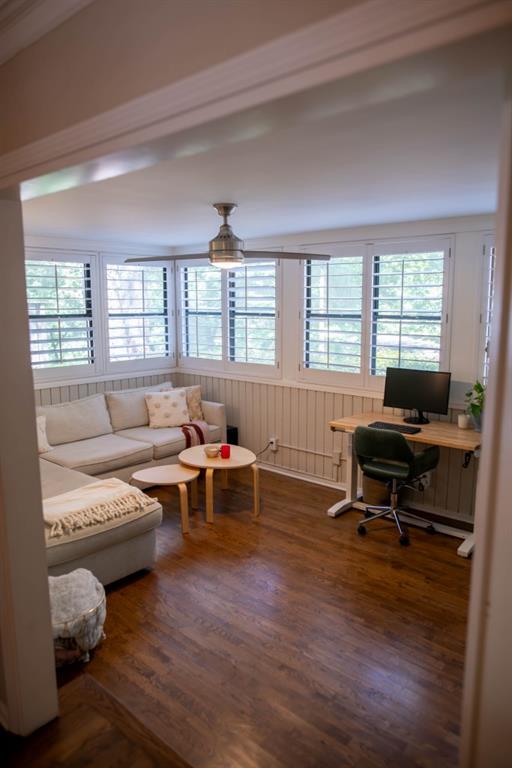 37 La Rue Place NW
