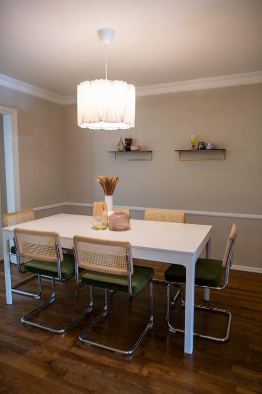 37 La Rue Place NW