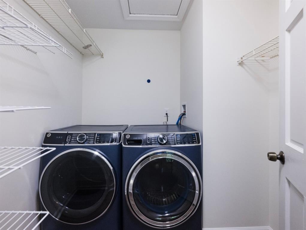 1355 E Rock Springs Road NE