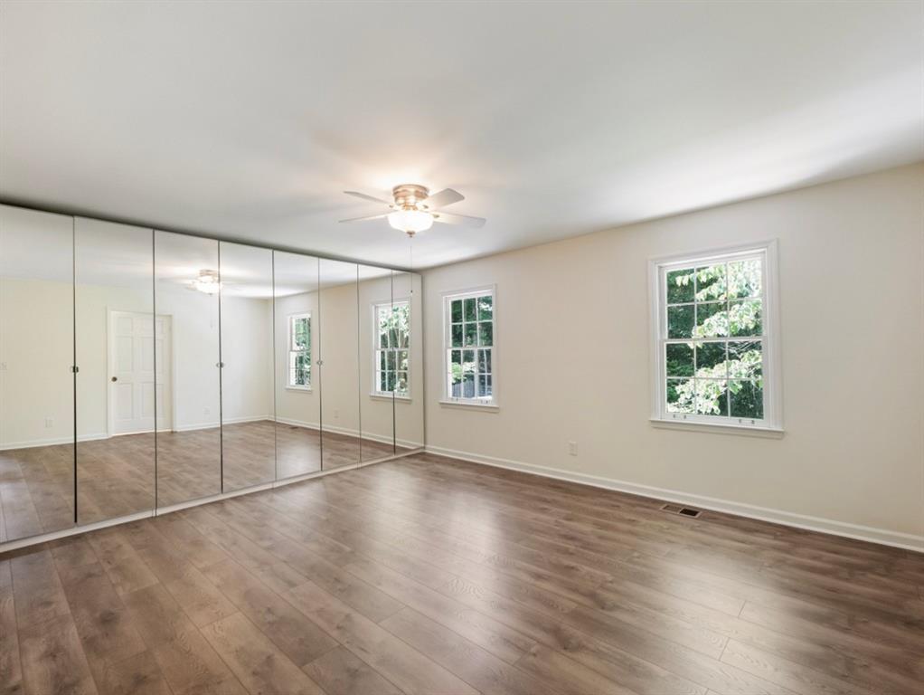 1355 E Rock Springs Road NE