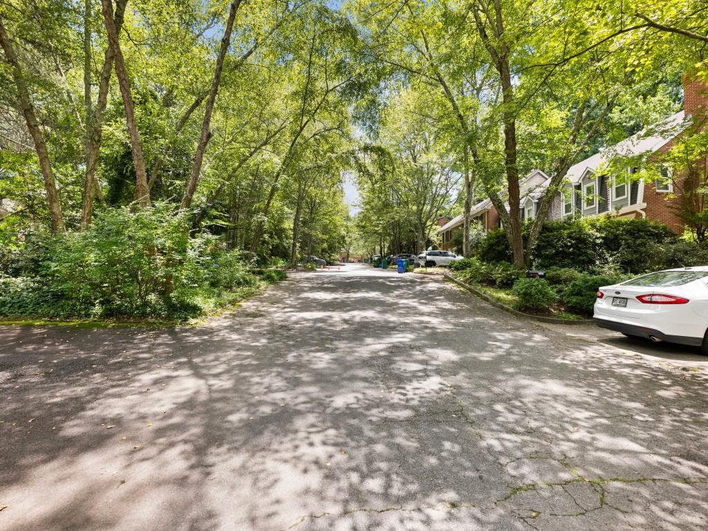 1355 E Rock Springs Road NE