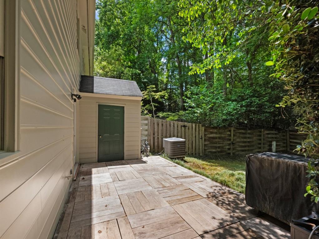 1355 E Rock Springs Road NE