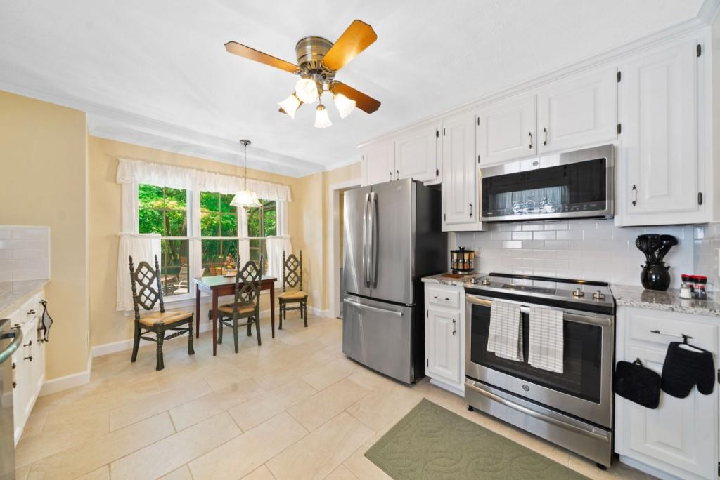 3120 Henderson Walk