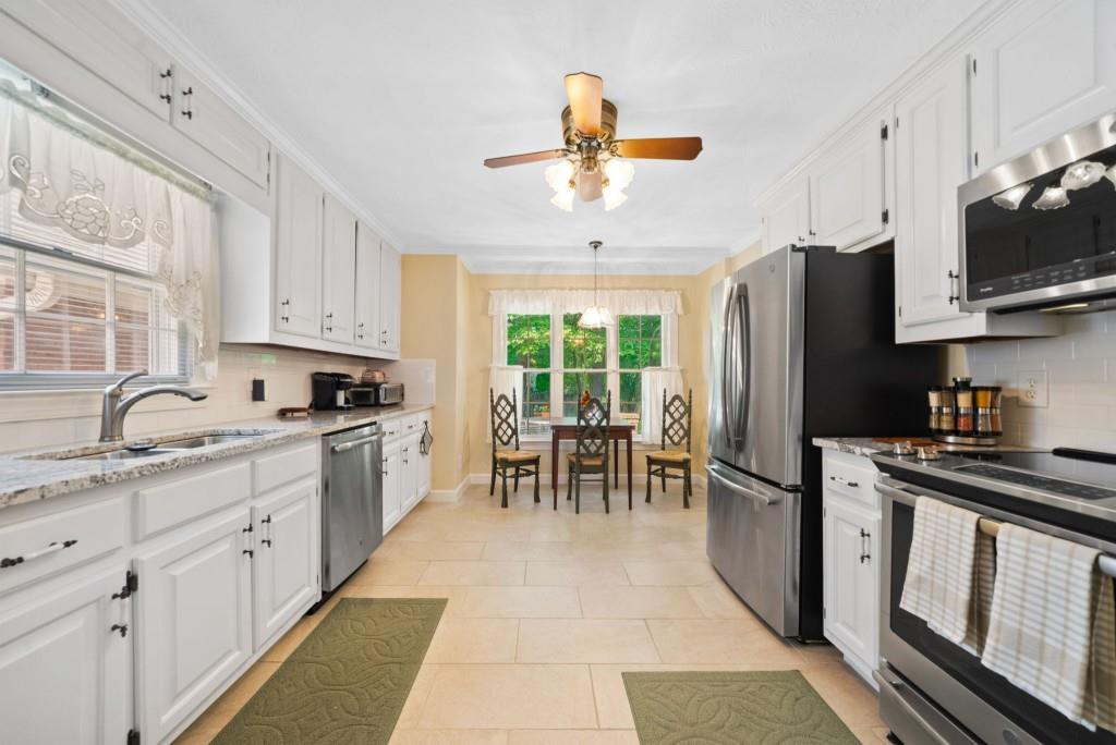 3120 Henderson Walk