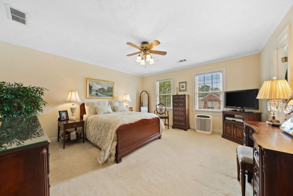 3120 Henderson Walk