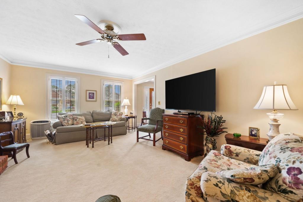 3120 Henderson Walk