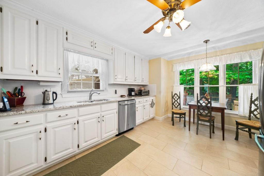 3120 Henderson Walk