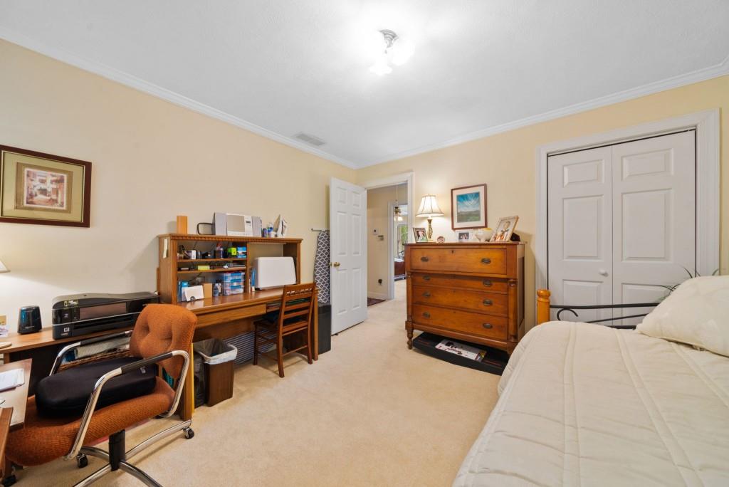 3120 Henderson Walk