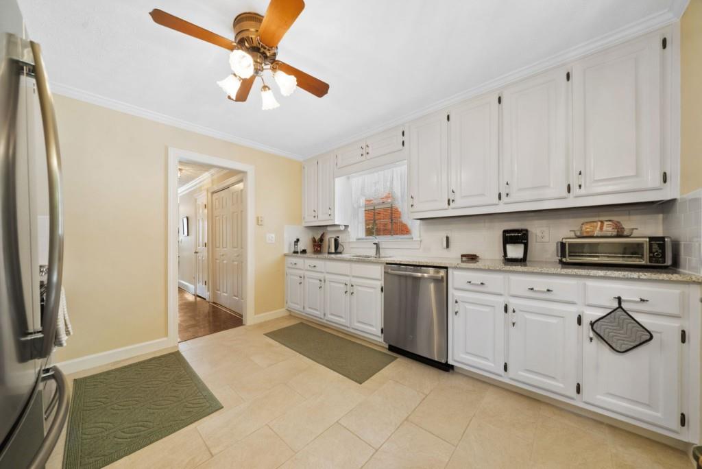 3120 Henderson Walk
