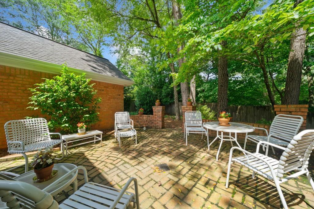 3120 Henderson Walk