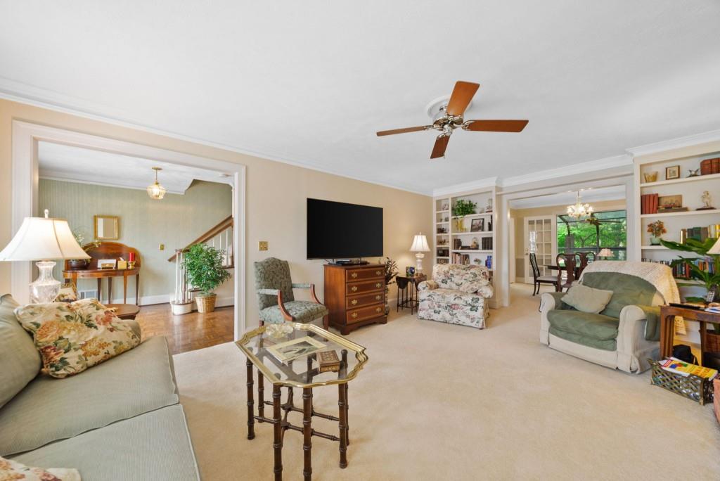 3120 Henderson Walk