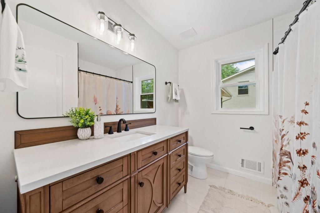 3222 Edgemont Way