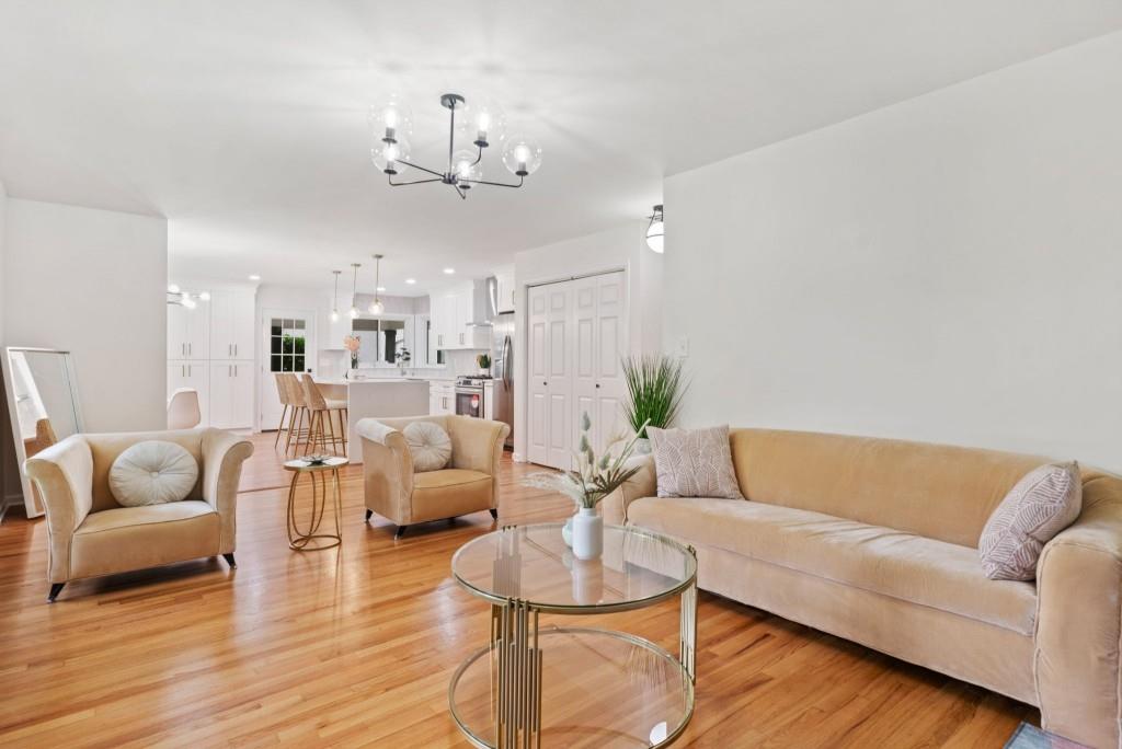 3222 Edgemont Way