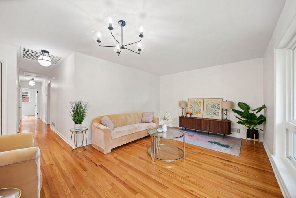 3222 Edgemont Way
